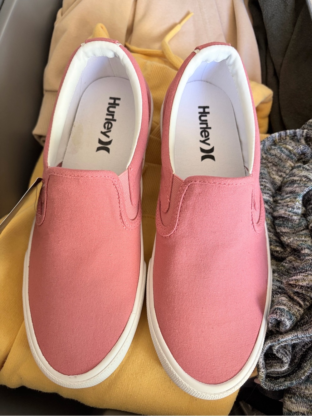 Hurley Pink Slip-On Canvas Sneakers